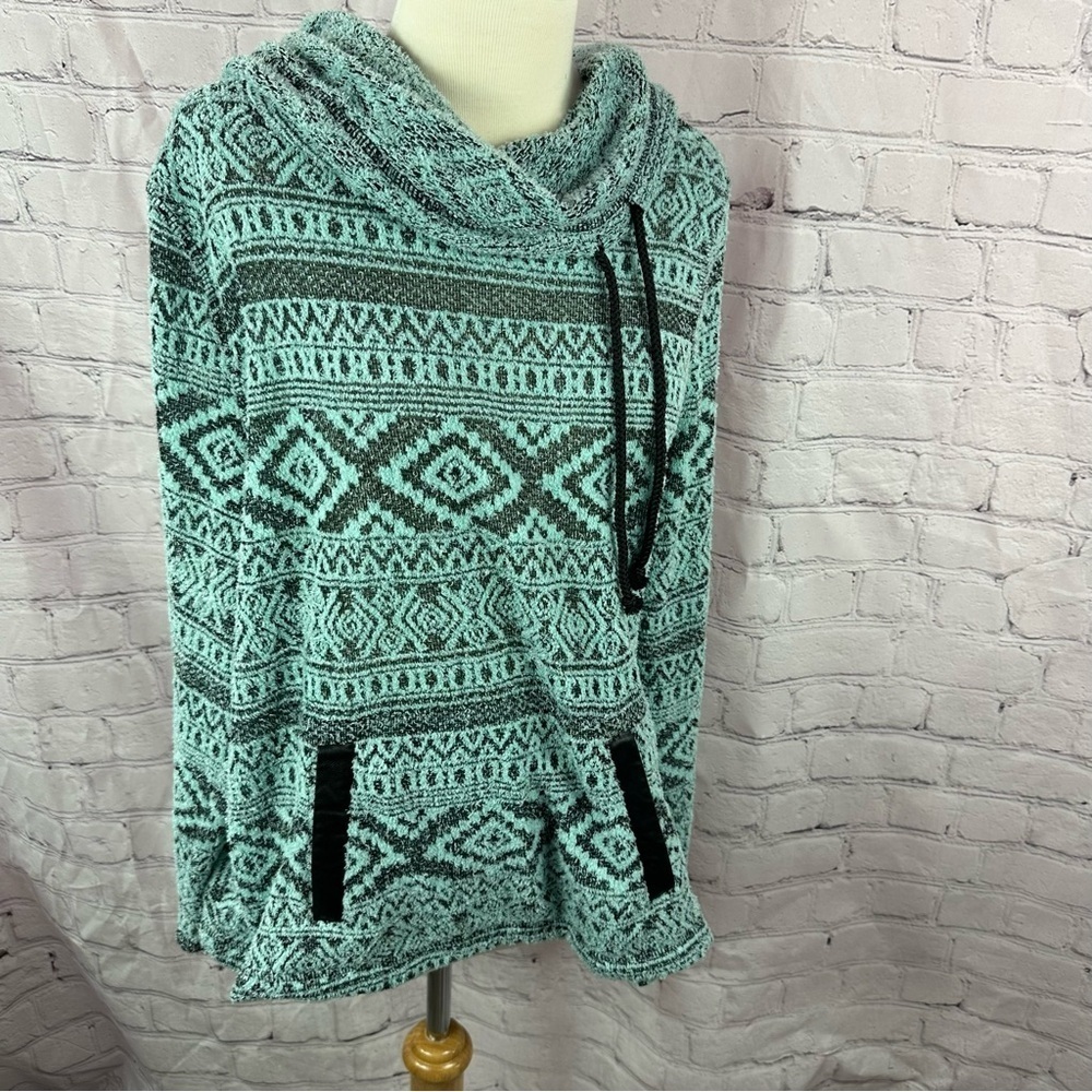 one world knit pullover tunic top sz large grey black cowl neck geometric